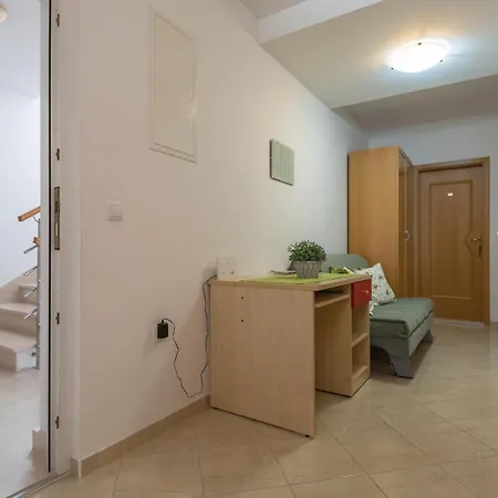Apartment Vukovarska Iv Croatia Makarska
